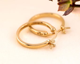 Open Hoop Earrings | Gold Huggie Hoops | Trendy Lightweight Earrings