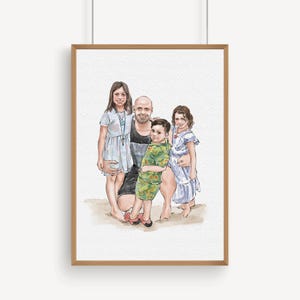 K&ouml;nnte beinhalten: Aquarellportr&auml;t einer vierk&ouml;pfigen Familie, gerahmt in einem hellbraunen Holzrahmen. Das Portr&auml;t zeigt einen Mann und drei Kinder, die alle l&auml;cheln. Die Kinder tragen Kleider und der Mann tr&auml;gt ein schwarzes Tanktop.