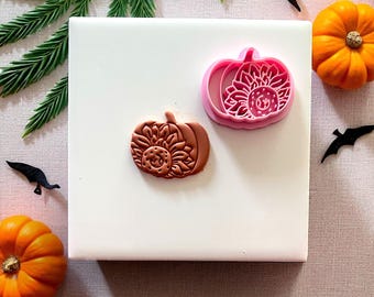 Verliebt in unsere Sonnenblume Kürbis Cutter - Handgemachtes Ton Werkzeug für Herbst Kreationen