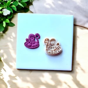 Spooky Flamingo Pool Float Ghost Cutter | Halloween Clay Earring Tool | Summer Vibes Polymer Clay Jewelry Cutter for Makers