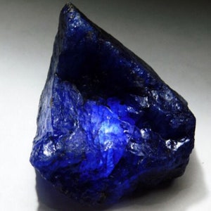 Tanzanite brute non coupée 100-1000 Ct Tanzanite bleue brute brute naturelle non coupée Terre de guérison Minée Tanzanite Pierre précieuse en vrac Pierre brute Livraison gratuite image 2