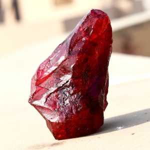 One Time Sale Ruby Rough Natural 100 1000 Ct Certified Natural Uncut Earth Mined 77mmx47mm African Pigeon Blood Red Ruby Big Rough Gemstone image 4