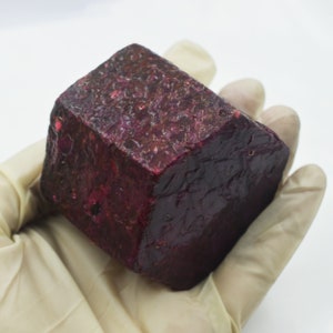 Blood Red Ruby CERTIFIED 1500-1700 Ct Huge Row Rough African Ruby Rough Uncut Earth Mined African Pigeon Blood Red Ruby Big Rough Gemstone