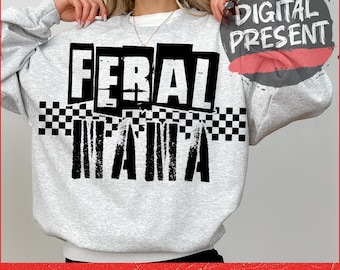 Wilde Mama PNG Lustige Mama Png Sassy Sarkastische Mama Shirt Png Trendy Mama retro design Distressed Retro Kariert lustig Muttertag ORIGINAL