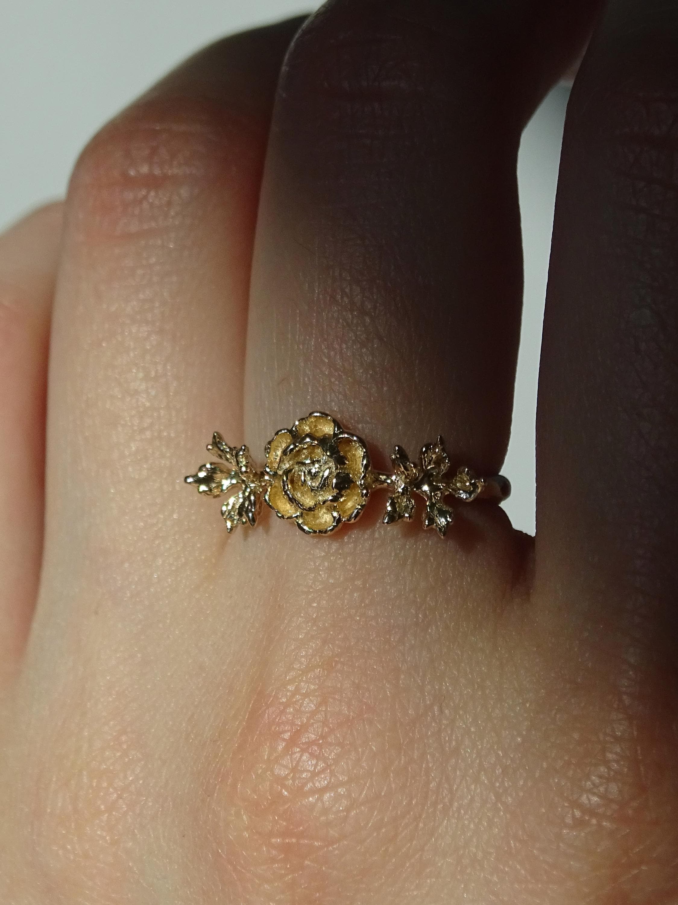Peony Ring ∙ A delicate Edo period floral, carved into a ring of solid gold.