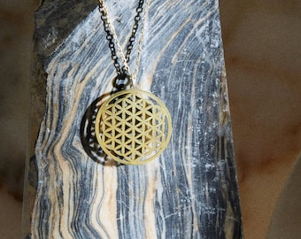 14K Gold Flower of Life Necklace, Sacred Geometry Necklace, Flower of Life Pendant, Yoga Necklace, Simple Gold Necklace for Women,