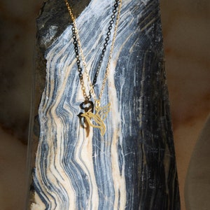 14K Gold Hummingbird Necklace, Tiny Hummingbird Necklace, Gold Bird Necklace, Bird Lover Gift, Hummingbird Charm Necklace, Humming Bird Gift