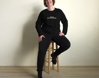 Ik huil veel, maar ik ben zo productief geborduurd unisex biologisch sweatshirt