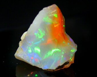 13.50 Ct Big Size Opal, Natural Ethiopian Opal Gemstone Fire Opal For Jewelry Welo Opal Crystal October Birthstone Raw mineral 15x21x14mm