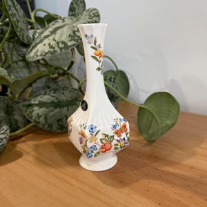 Vintage Ansley English Bone China Vase