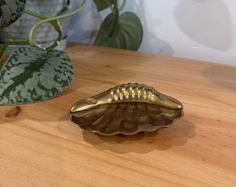 Vintage Brass Clamshell ashtray/ trinket dish