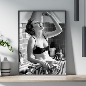 Woman Eating Spaghetti, Black and White Art, Vintage Wall Art, Eating Pasta, Kitchen Wall Decor, Kitchen Wall Art, Wall Art