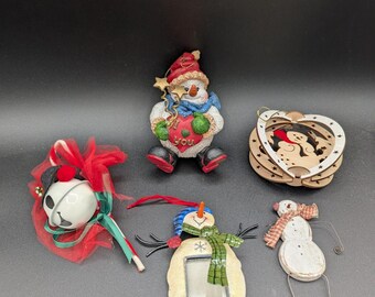 Lot of 5 Vintage Snowman Ornaments – Mixed Materials, Cute Holiday Decor – 1980s–2000s Christmas Decoration Set