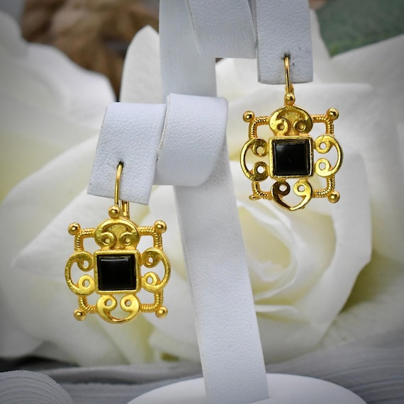 Vintage Engel Brothers EB Gold Tone Byzantine Onyx Button Earrings