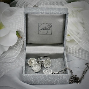 Lalique box - Etsy 日本