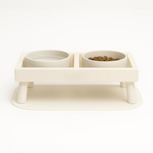 Custom Personalized Modern Elevated Dog Bowl Feeder – Minimalist Raised Pet Feeding Station for Food and Water in Cream