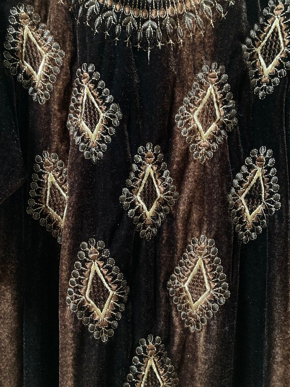 1970s vintage chocolate brown & gold ombre velour… - image 3