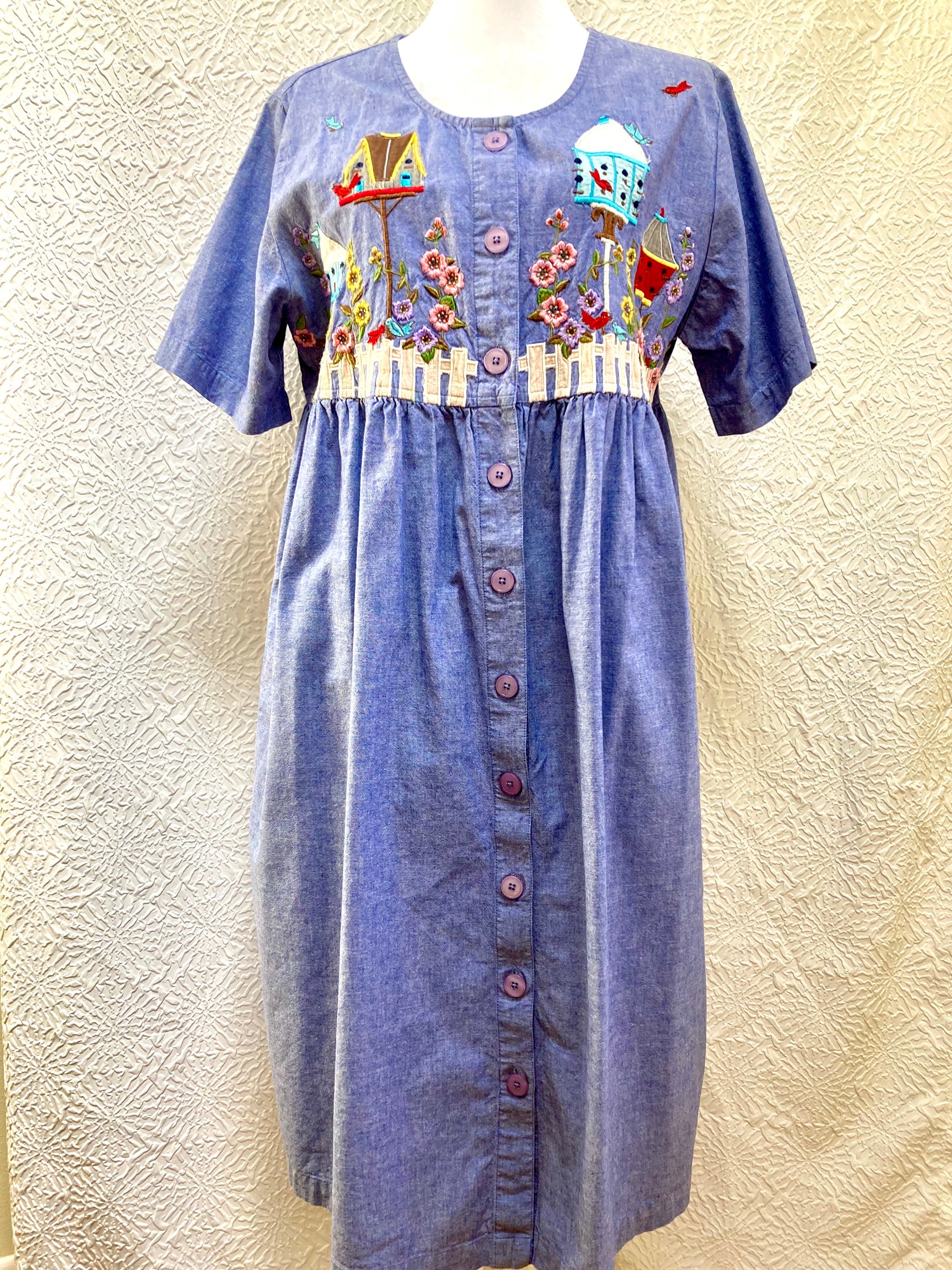 Vintage Chambray Dress, Birdhouse Embroidery, Cottagecore Style, Petite  Large - Etsy