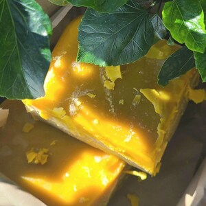 Handmade, 100% pure natural beeswax candle. Honeycomb design. Sold individually, eco-friendly and non-toxic. Respects nature and promotes well-being. image 9