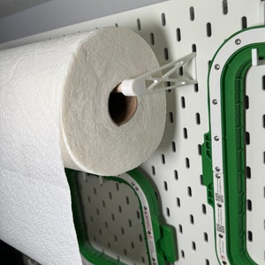 Paper Towel Holder for Skadis Pegboard - Adjustable length