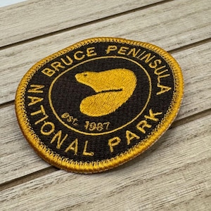 Bruce Peninsula National Park Embroidered Patch | Iron-on, Sew-on Badge | Canadian Travel Patches for Backpacking, Hiking | Canada Parks