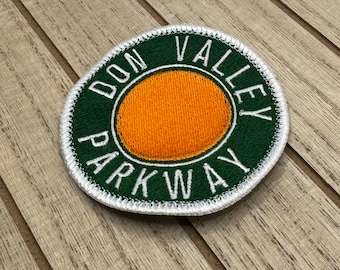 Don Valley Parkway-märke: Broderad vägskylt för Toronto Freeway