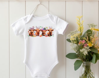 Ostern Kühe Baby Strampler, Natürlicher Babybody Ostern, niedliche Hochlandrinder Body, erste Ostern Geschenk Baby, Bauernhoftiere Ostern