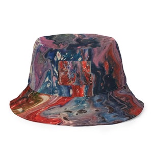 Reversible bucket hat