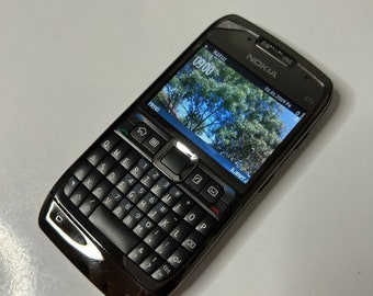 nokia E71 海外版　black steel red化 nokia E71 海外版 black steel red化 nokia E71 海外版 black
