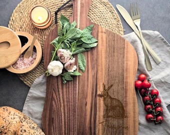 Personalised Acacia Serving Board and Chopping Board | Name & Date Gift | Home Decor | Botanical Design | Gifts for Them | Country Animals