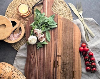 Personalised Acacia Serving Board and Chopping Board | Name & Date Gift | Home Decor | Initials Design | Gifts for Them | Chic Home Decor