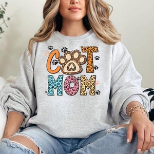 Cat Mom Sweatshirt, Leopard Cat Mom Sweater, Cat Mom Hoodie, Cat Lady Shirt, Pet Paw Sweatshirt, Cat Hoodie, Cat Mom,Cat Lovers,Mothers Day