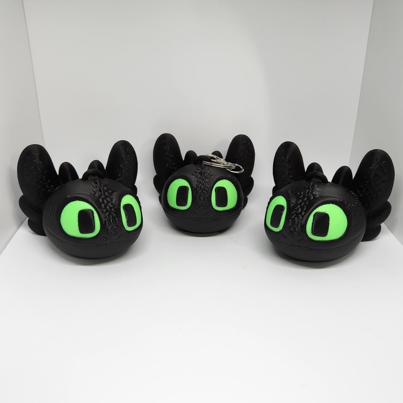 3D Printed Toothless Keychain for Dragon Lovers - Etsy