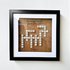 Marco de Scrabble personalizado con nombres de familia, regalo de Navidad, árbol genealógico, fichas de letras personalizadas, recuerdo de cumpleaños de abuelos