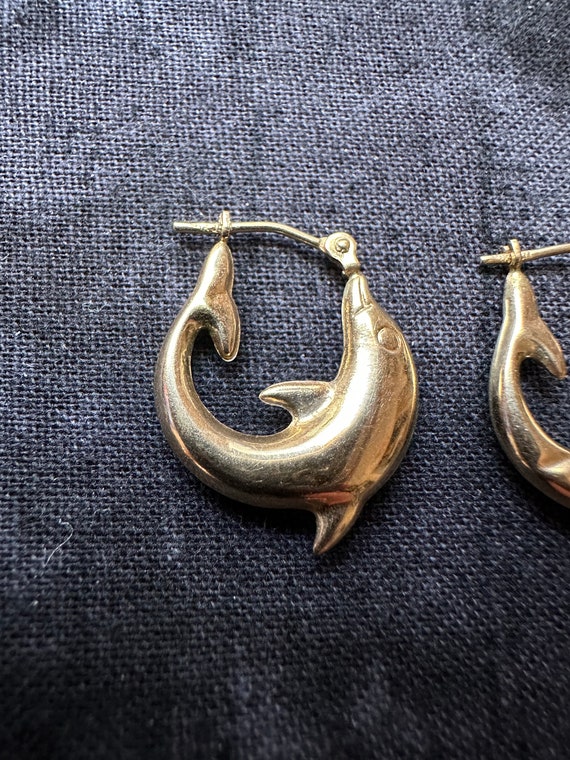 14k Yellow Gold Pair of Dolphins Swimming Ocean S… - image 6