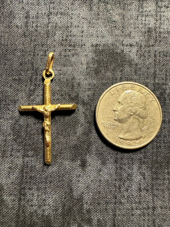 14k Yellow Gold Crucifix Pendant Charm Jesus Reli… - image 7