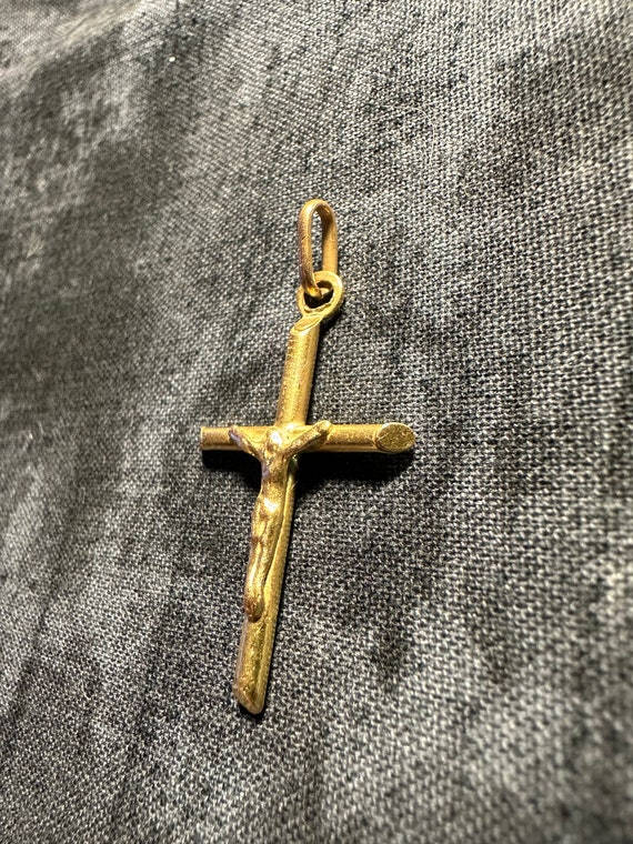 14k Yellow Gold Crucifix Pendant Charm Jesus Reli… - image 3