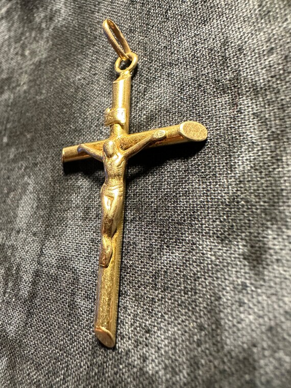 14k Yellow Gold Crucifix Pendant Charm Jesus Reli… - image 3