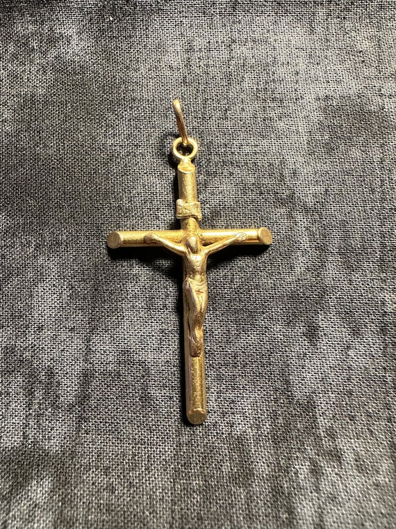 14k Yellow Gold Crucifix Pendant Charm Jesus Reli… - image 1