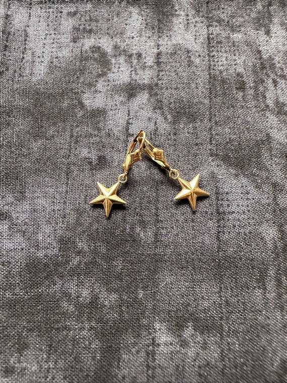 10k Star Drop Dangle Earrings 1 Gram