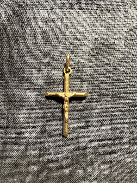 14k Yellow Gold Crucifix Pendant Charm Jesus Reli… - image 1