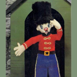 Vintage Filz Palastwache Schnittmuster PDF - British Decor Plush Doll