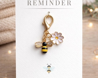 Bee Keychain Gift – “Just Bee Yourself” Pendant with Card – Sweet Gift for Mom, Mother's Day, Girlfriend