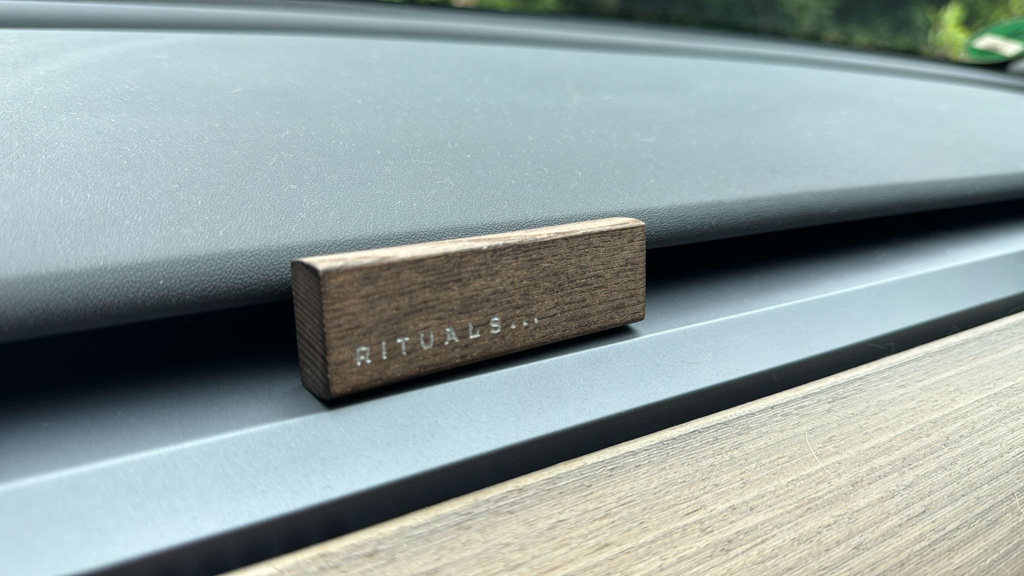 Autoduft-Halter kompatibel mit RITUALS® für Tesla Model 3 & Model Y | Lüftungshalter