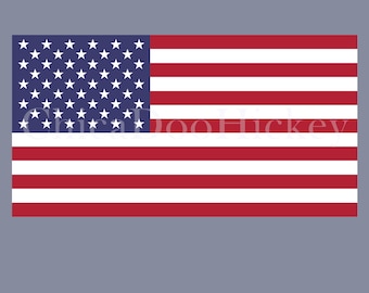 Puede incluir: La bandera estadounidense, con un cantón azul con estrellas blancas y franjas rojas y blancas. La imagen incluye el texto "PNG - SVG" en la parte inferior.