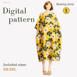 Pode incluir: Padrão digital para um vestido amarelo com estampa floral de margaridas brancas e folhas verdes. O vestido tem decote redondo e bolsos. A imagem inclui o texto "Digital pattern", "Sewing level 1" e "Included sizes: XS-2XL".
