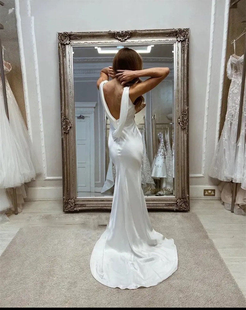 Green sexy mermaid sleeveless pleated satin slim cut slit Wedding Dresses main image 1