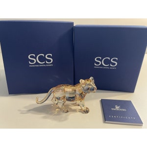 Swarovski SCS 2010 Endangered Wildlife Tiger Cub Standing Swarovski SCS 2010 Endangered Wildlife Tiger Cub Standing