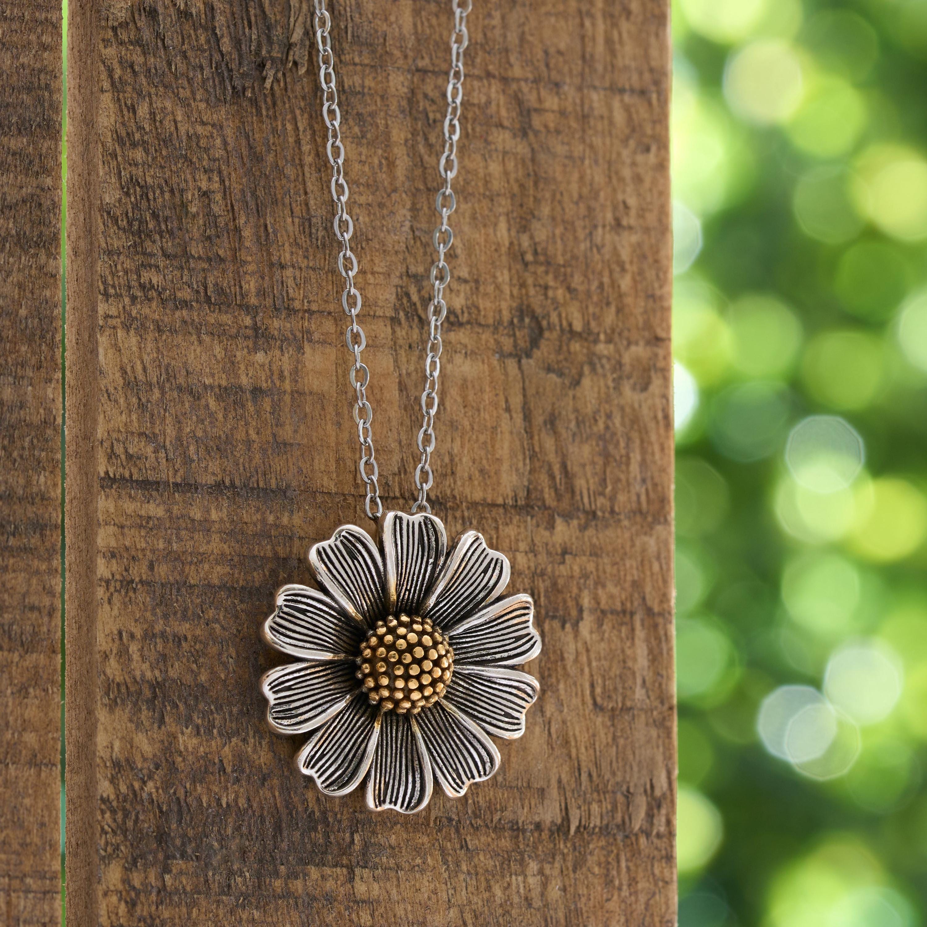ネックレス・ペンダント Nature Daisy Necklace (2 color) cid_062422_001.jpg?format=2500w