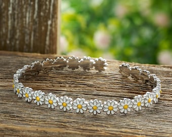 Little Daisy Cuff Bracelet, Elegant Flower Jewelry, Spring & Summer Accessory, Enamel Daisy Design, Minimalist, Adjustable Design Fits Most